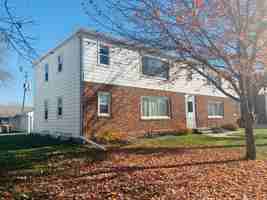 featured image of 209 Sw Cherry St