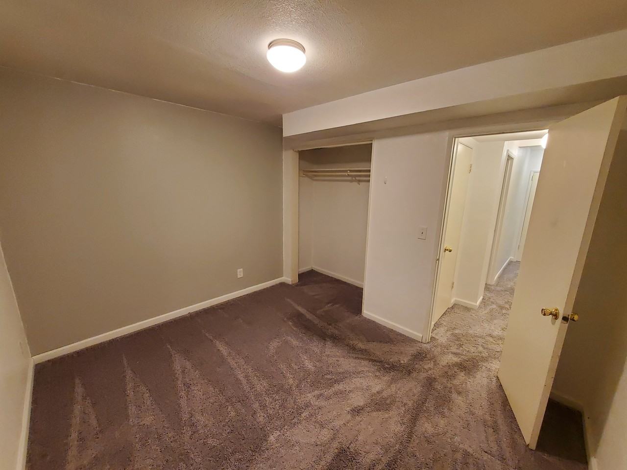 5908 Highway Pl #B - Photo 3 of 12