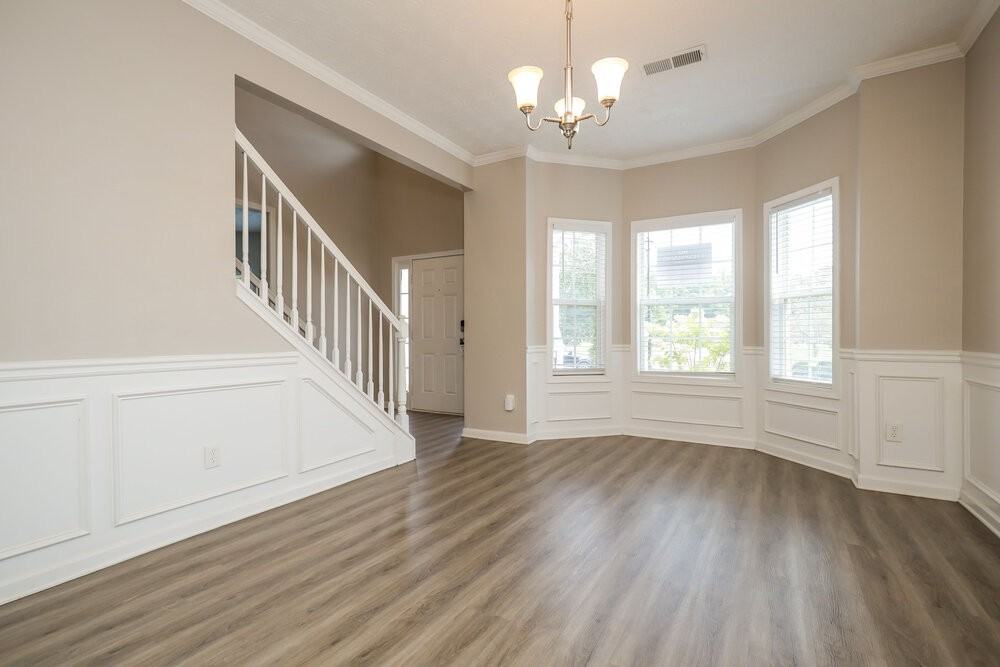 230 Warm Springs Trl - Photo 5 of 17
