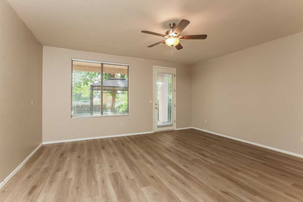 15360 S Camino Agua Azul - Photo 5 of 17
