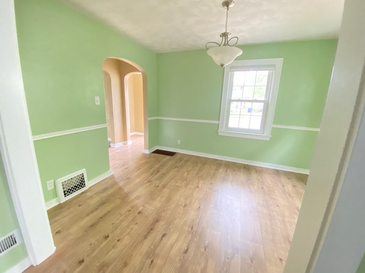 30 W 19th St #1 - Photo 5 of 12