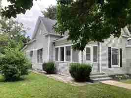 featured image of 313 E Newkirk St #1