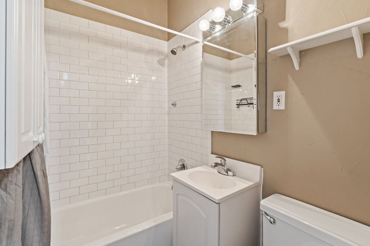 1532 N Chestnut St #A - Photo 7 of 10