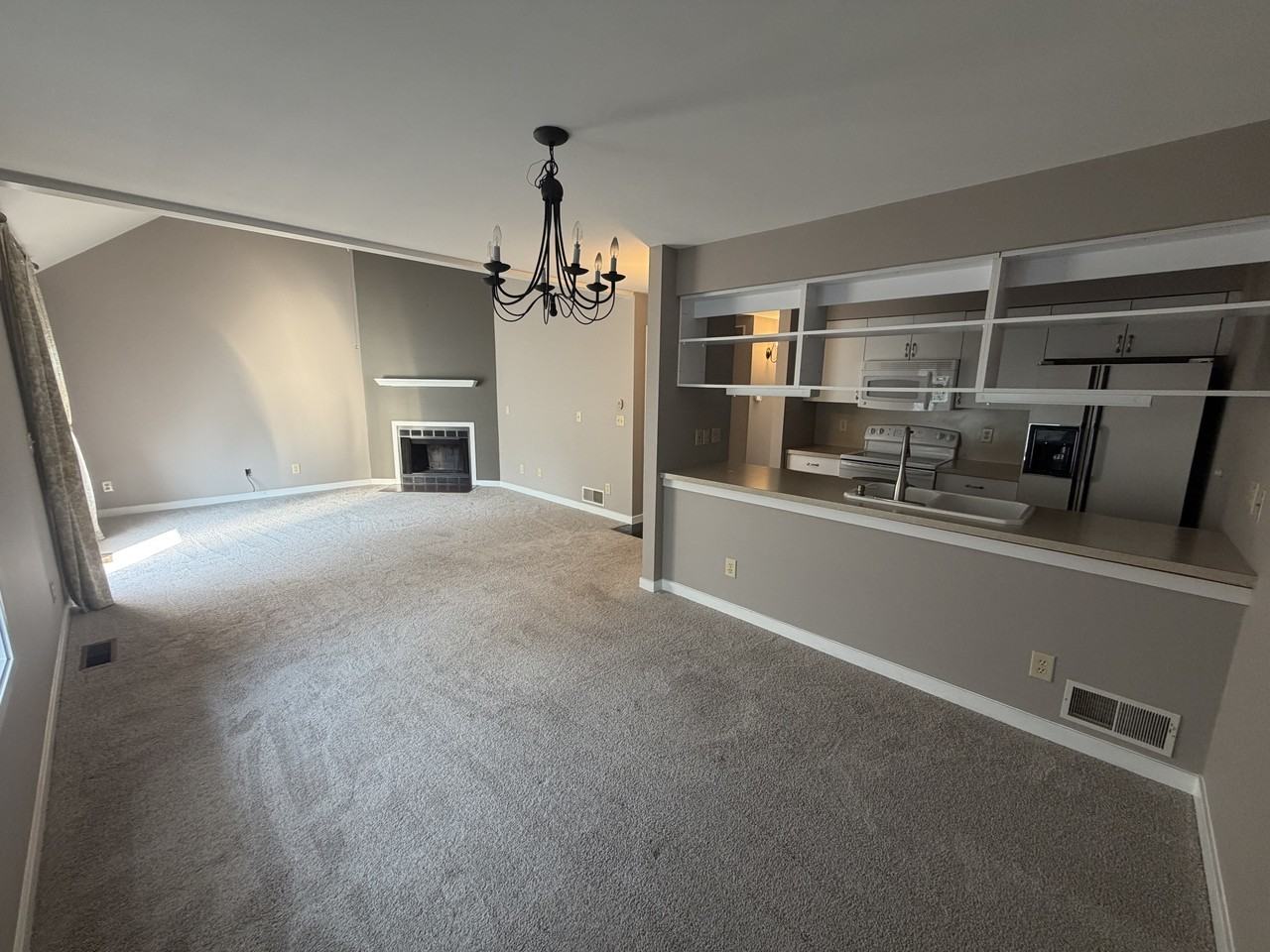 30 Hawk Valley Ln #1 - Photo 3 of 14