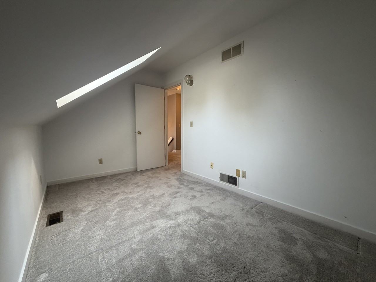 30 Hawk Valley Ln #1 - Photo 7 of 14