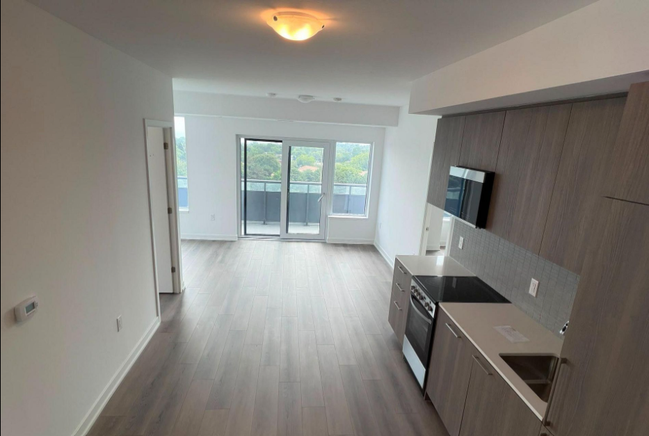 7439 Kingston Road #905 - Photo 5 of 14