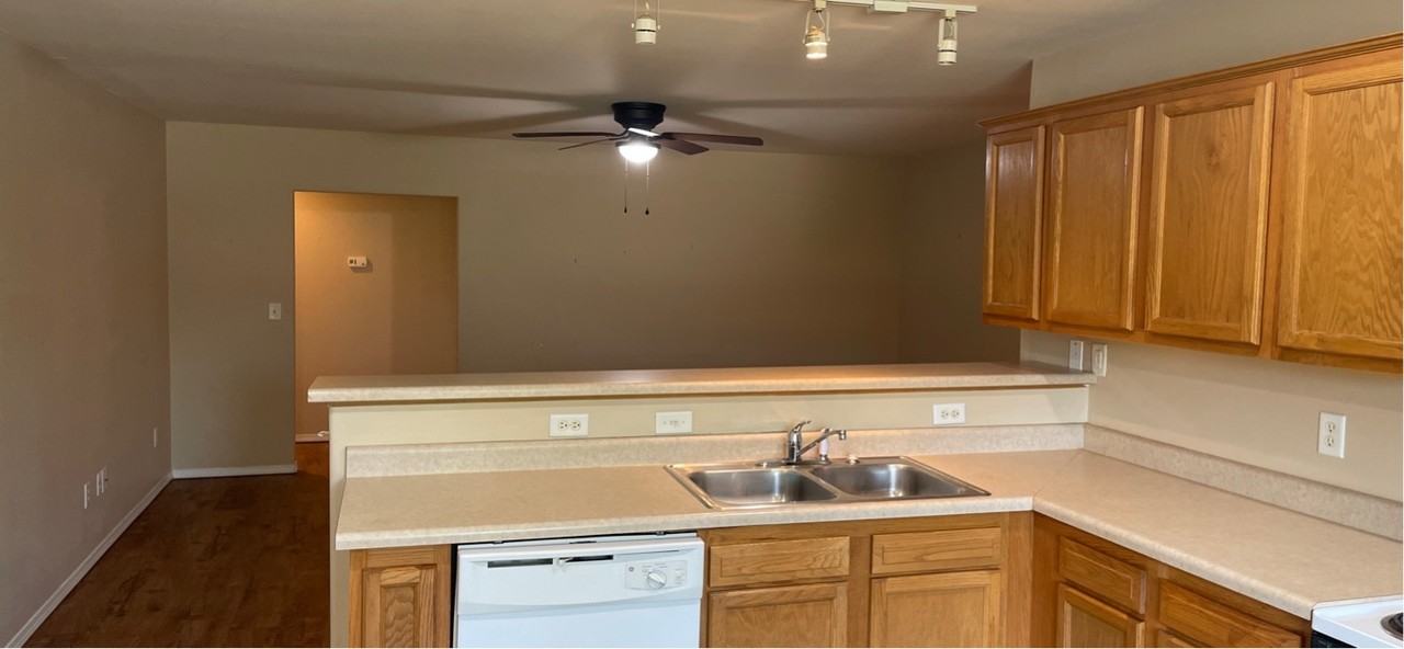 4107 Sw Chapelstone Ave #1 - Photo 5 of 26