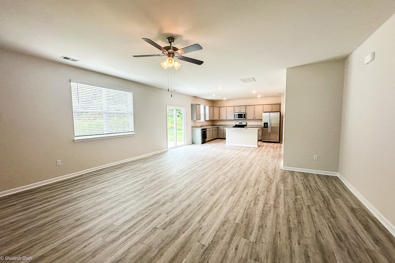 4044 Brians Ln #1 - Photo 5 of 20