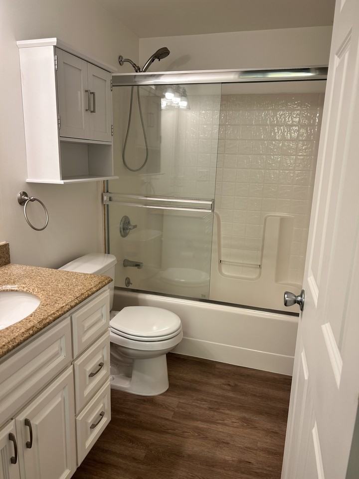 1626 Annie St #1626 - Photo 5 of 17