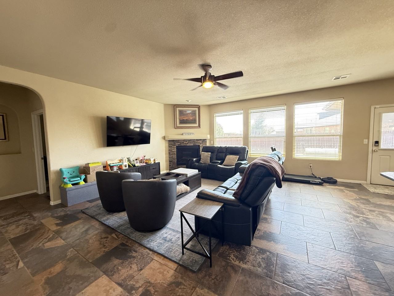 805 Gallantry Ln #1 - Photo 4 of 9