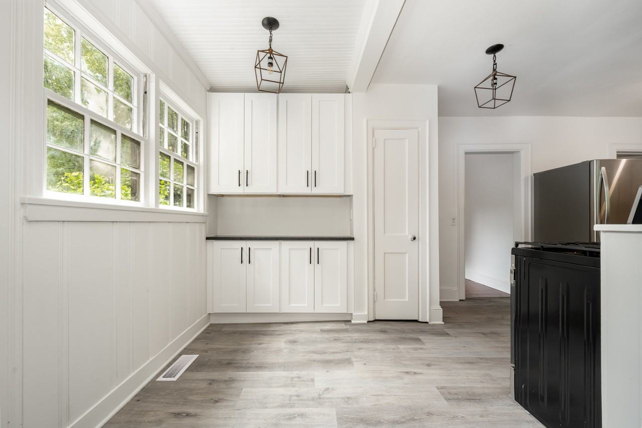 2035 Chesterfield Ave #1 - Photo 5 of 18
