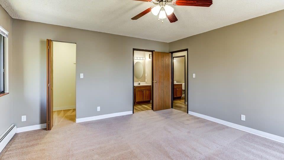 11185 Anderson Lakes Pkwy