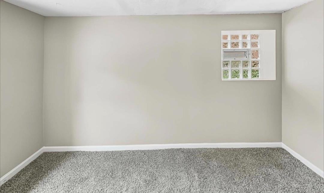 720 McClaran Ave - Photo 3 of 10