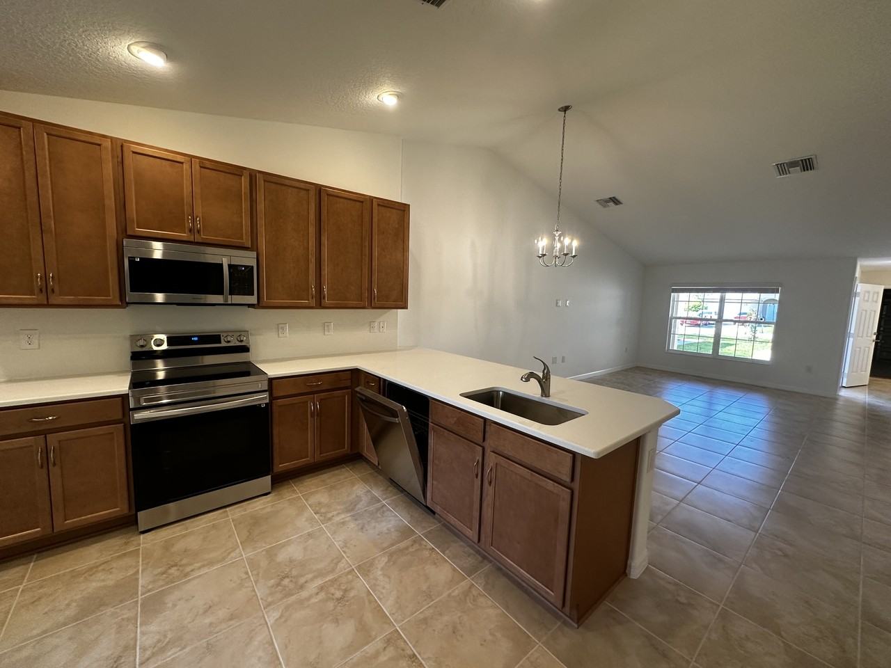 8 Buttonbush Ln #A - Photo 3 of 12