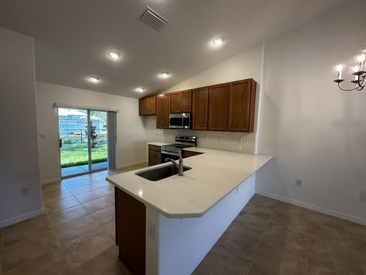 8 Buttonbush Ln #A - Photo 4 of 12