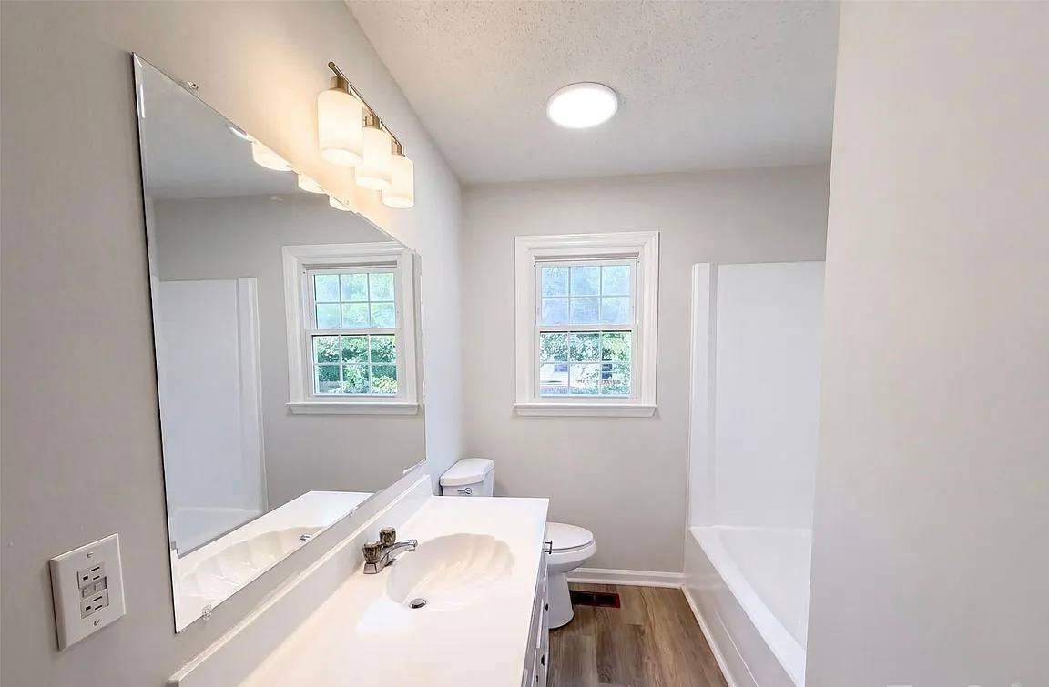 4209 Wrentree Drive - Photo 7 of 12