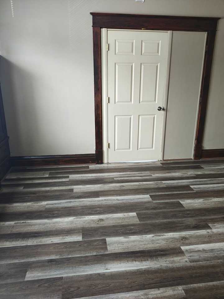 811 Wilmington Ave #7 - Photo 2 of 8