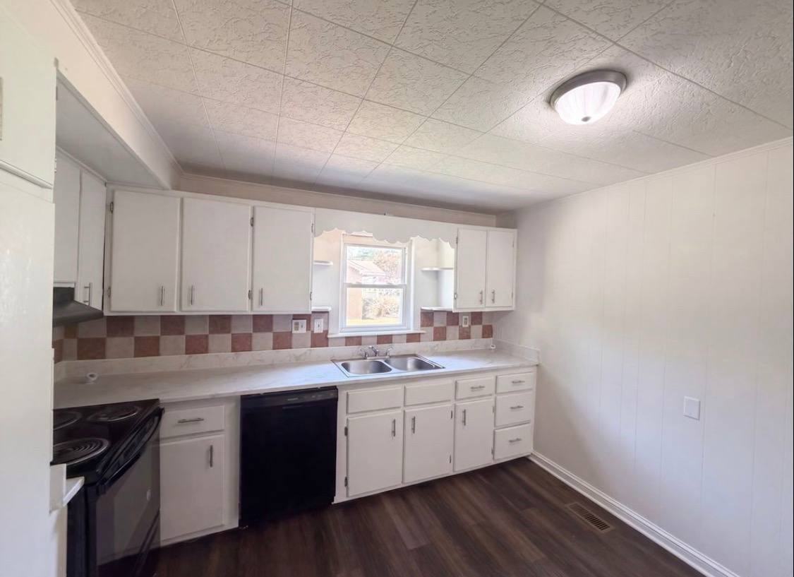 91 Anthony Street - Photo 4 of 12