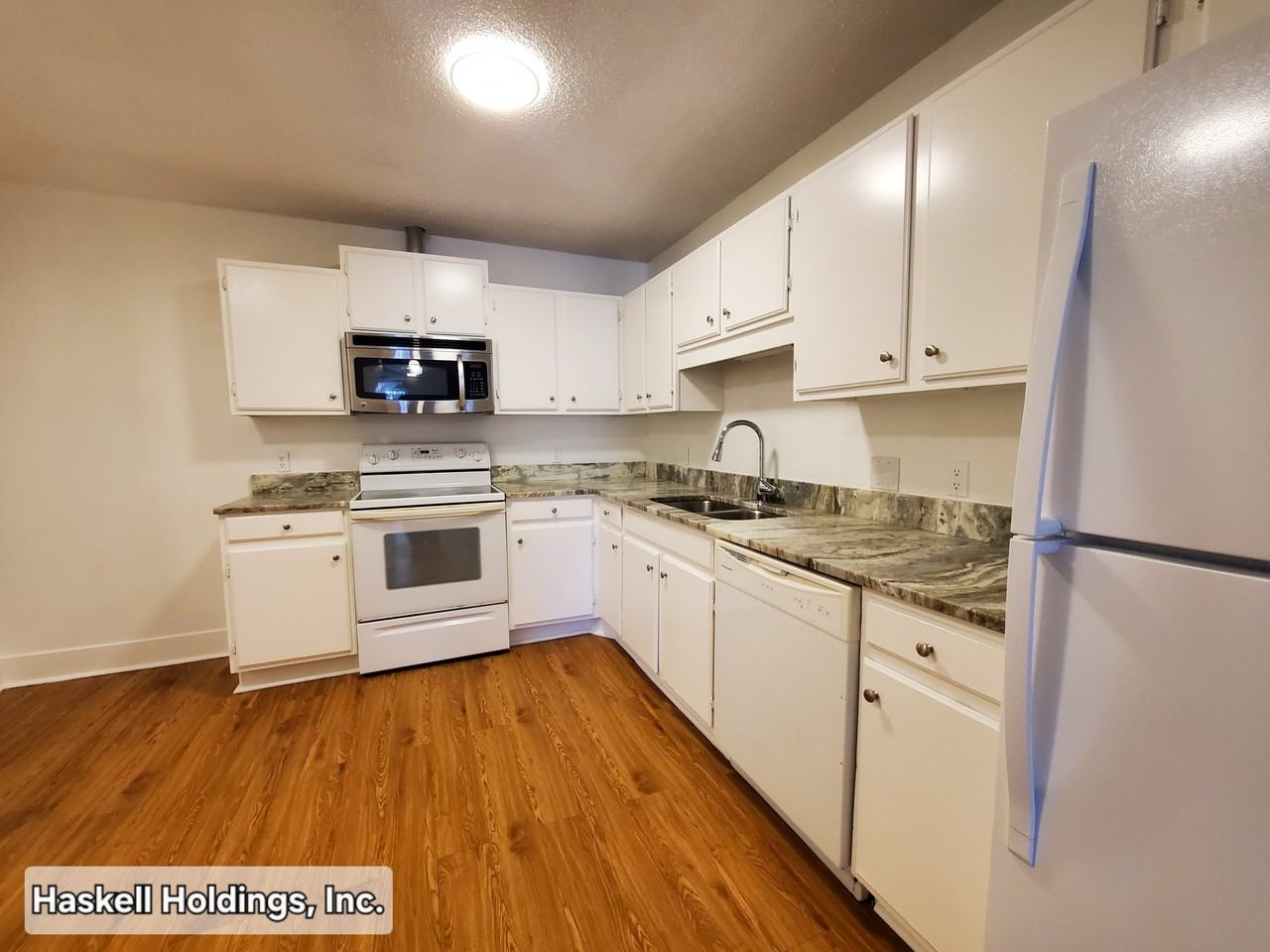 1024 Jessamine Trl - Photo 4 of 9