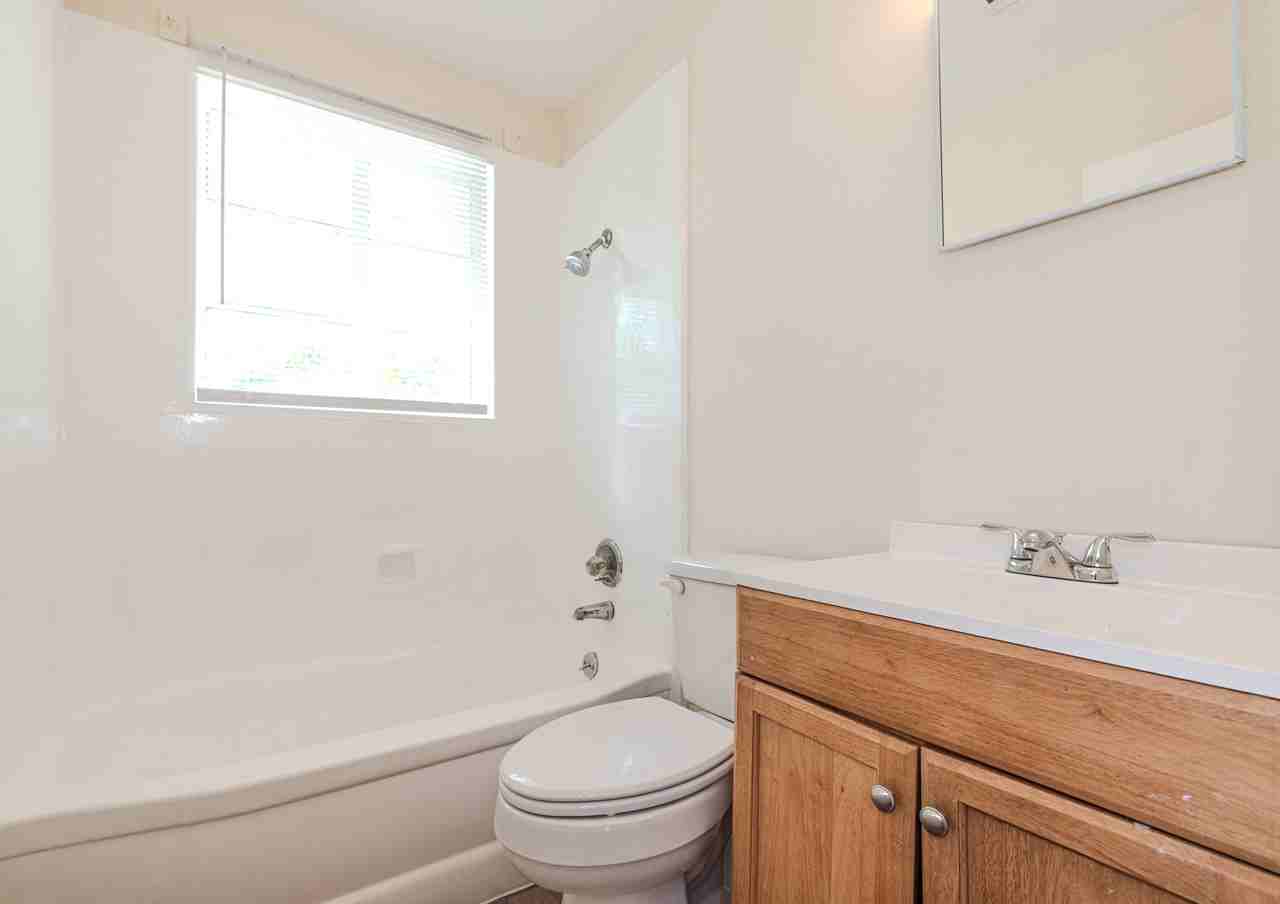 2805 Engleside Dr - Photo 6 of 21