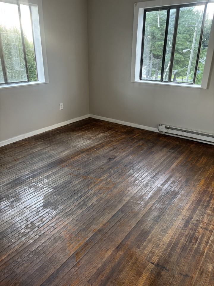 431 W G St #B10 - Photo 4 of 8