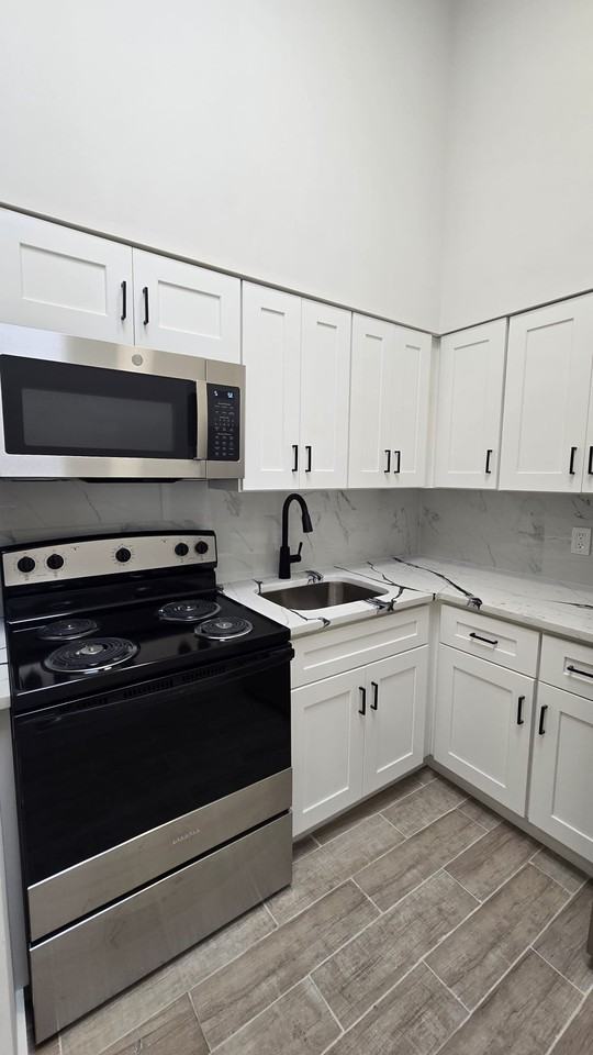 170 Clove Branch Rd #17 - Photo 2 of 16