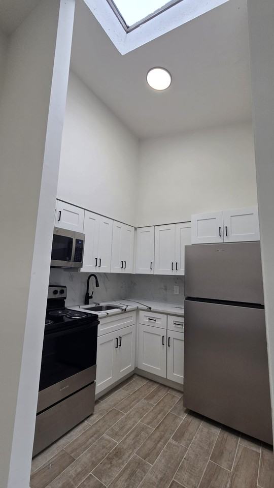 170 Clove Branch Rd #17 - Photo 5 of 16