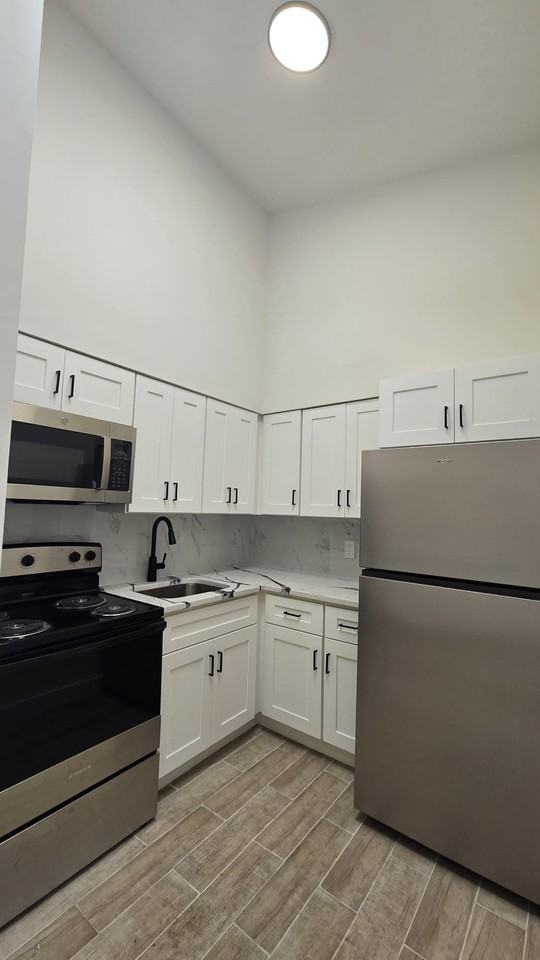 170 Clove Branch Rd #17 - Photo 4 of 16
