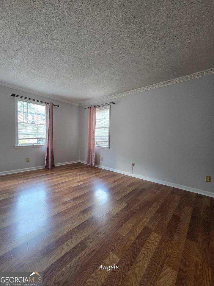 146 Plantation Cir - Photo 4 of 5