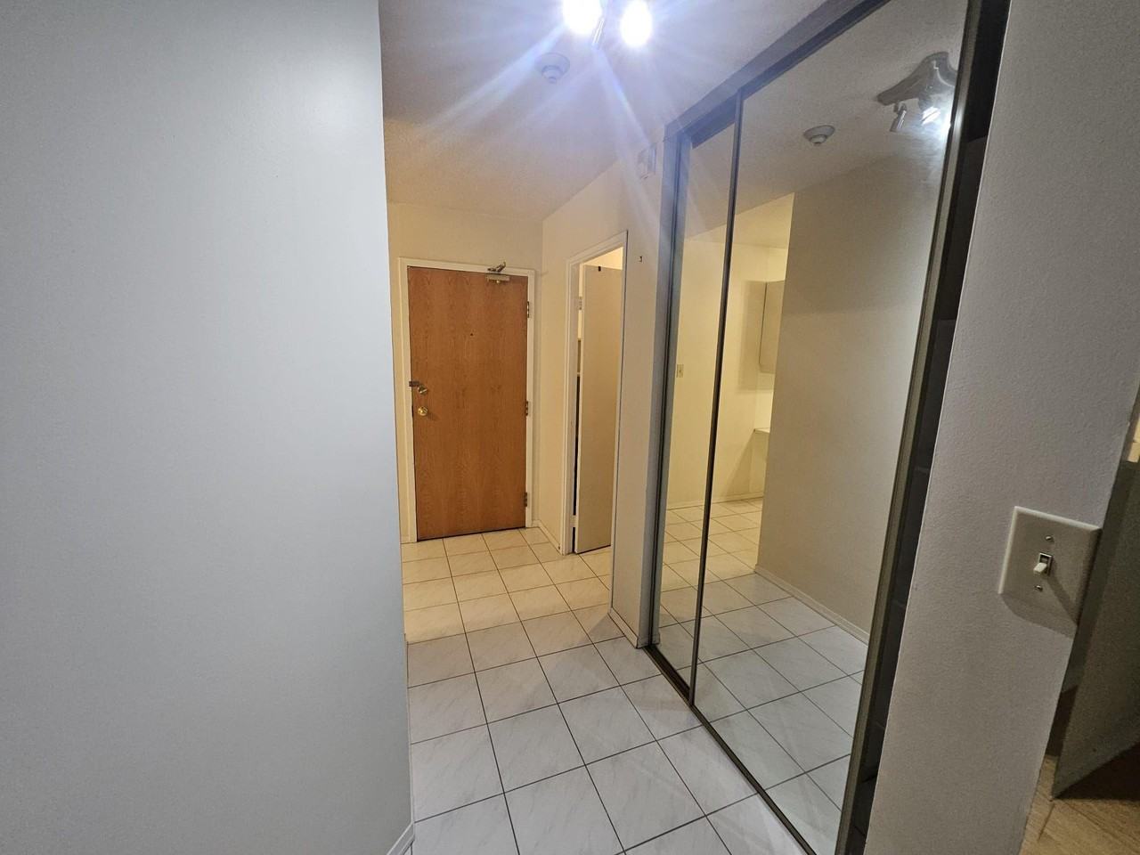 326 Major Mackenzie Dr E #111 - Photo 5 of 18
