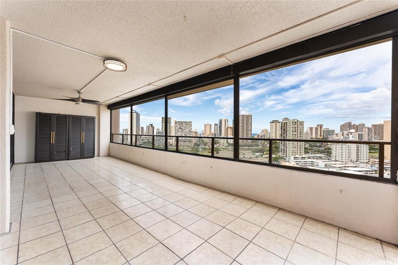 583 Kamoku St - Photo 6 of 25