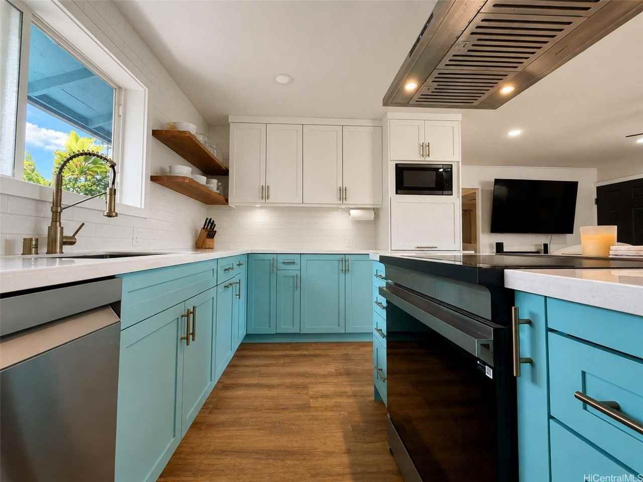 64 Makaweo Ave #A - Photo 7 of 25