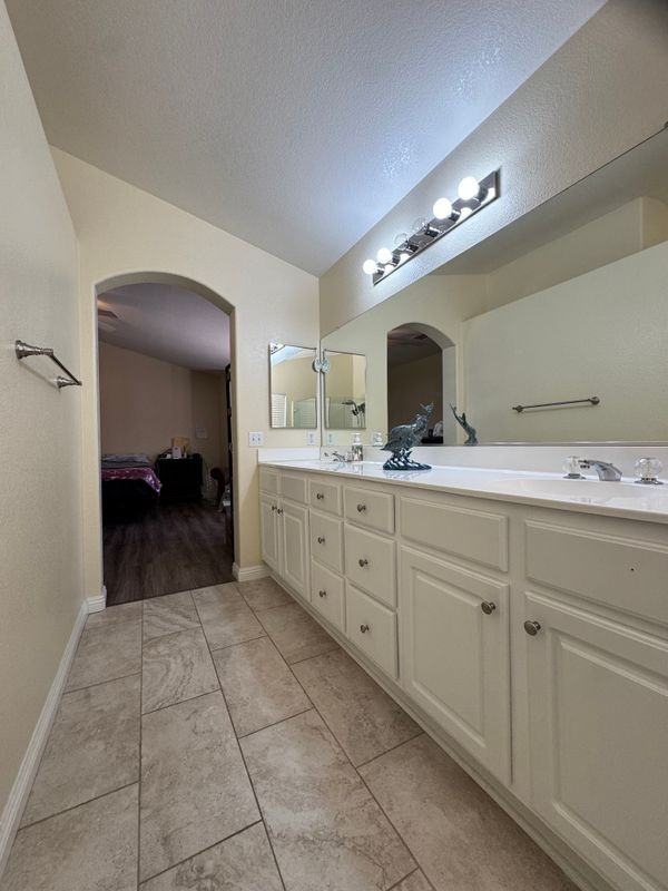 38068 Floral Cir - Photo 6 of 13