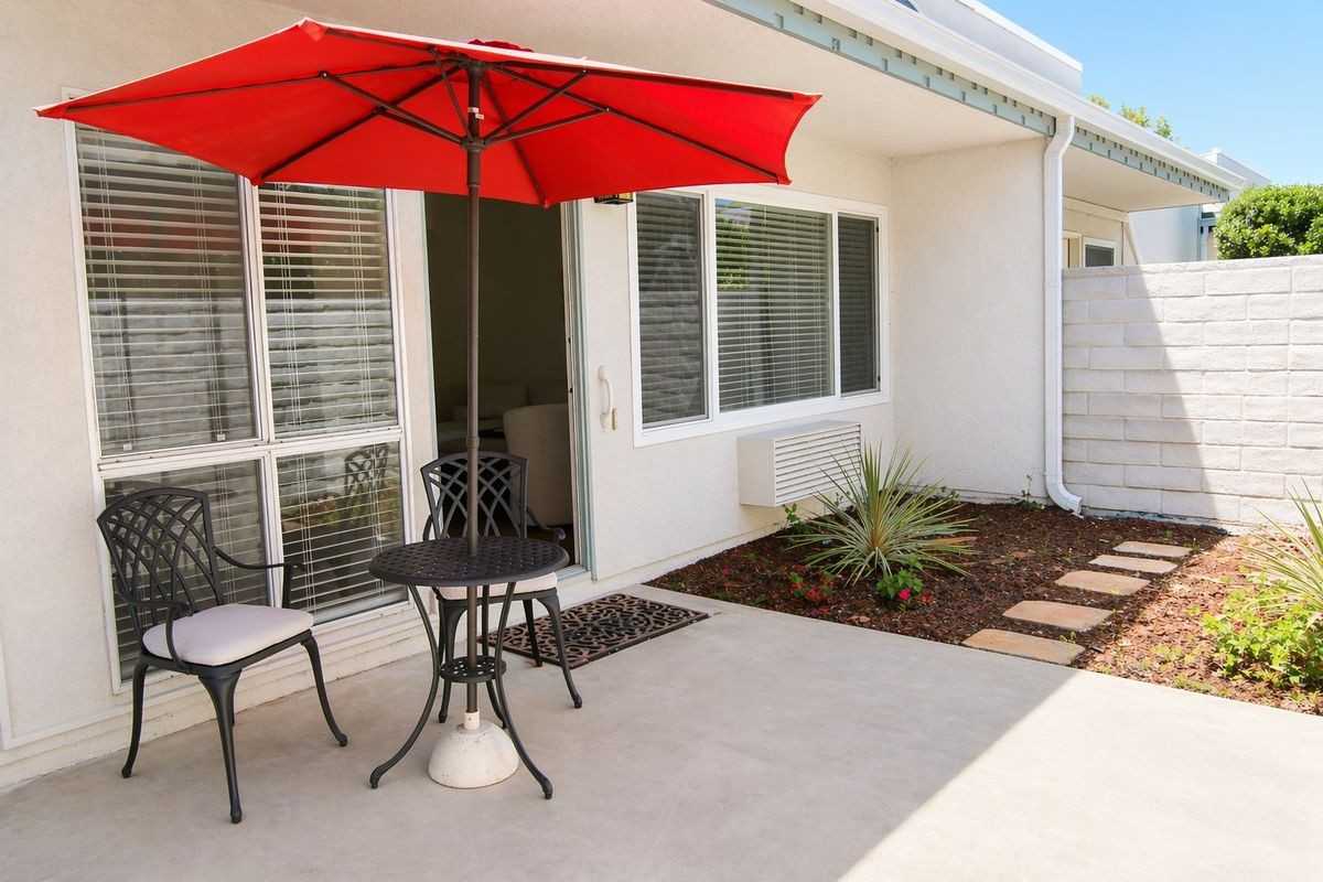 950 Avenida Carmel ##G - Photo 3 of 13