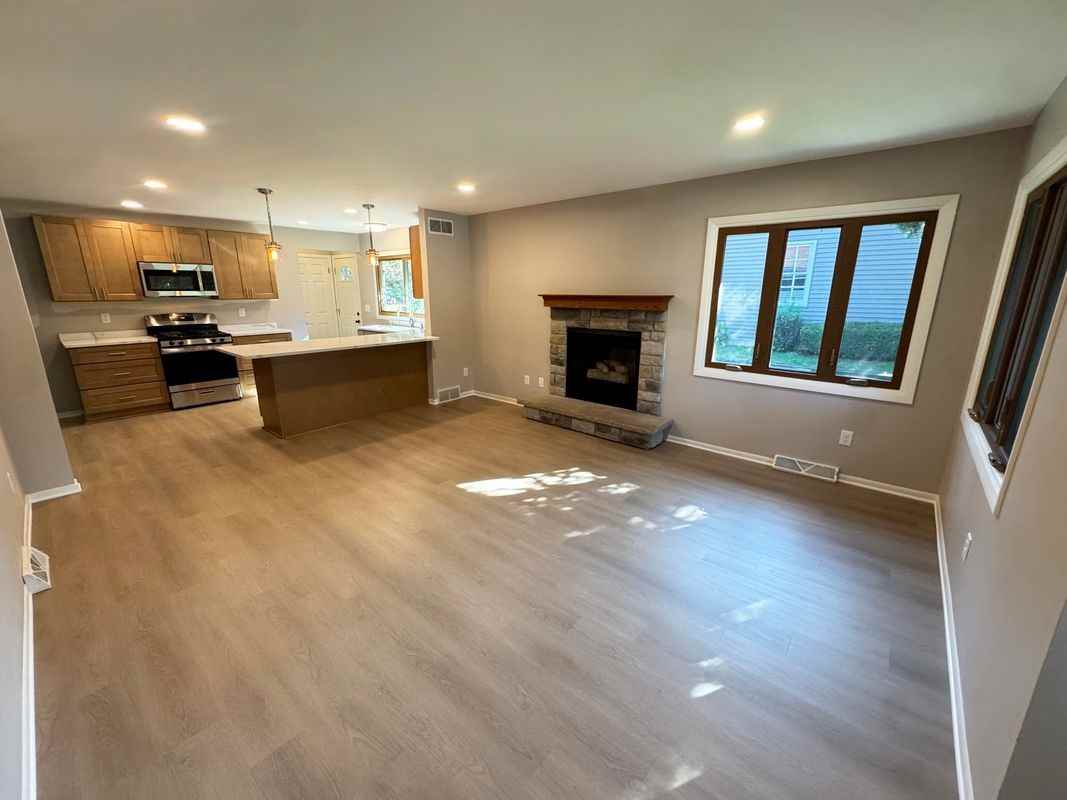 1614 Stardust Dr - Photo 7 of 19