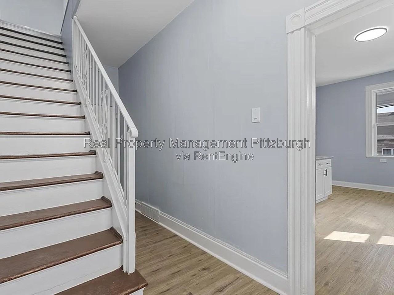 2721 Cobden St #1 - Photo 3 of 19