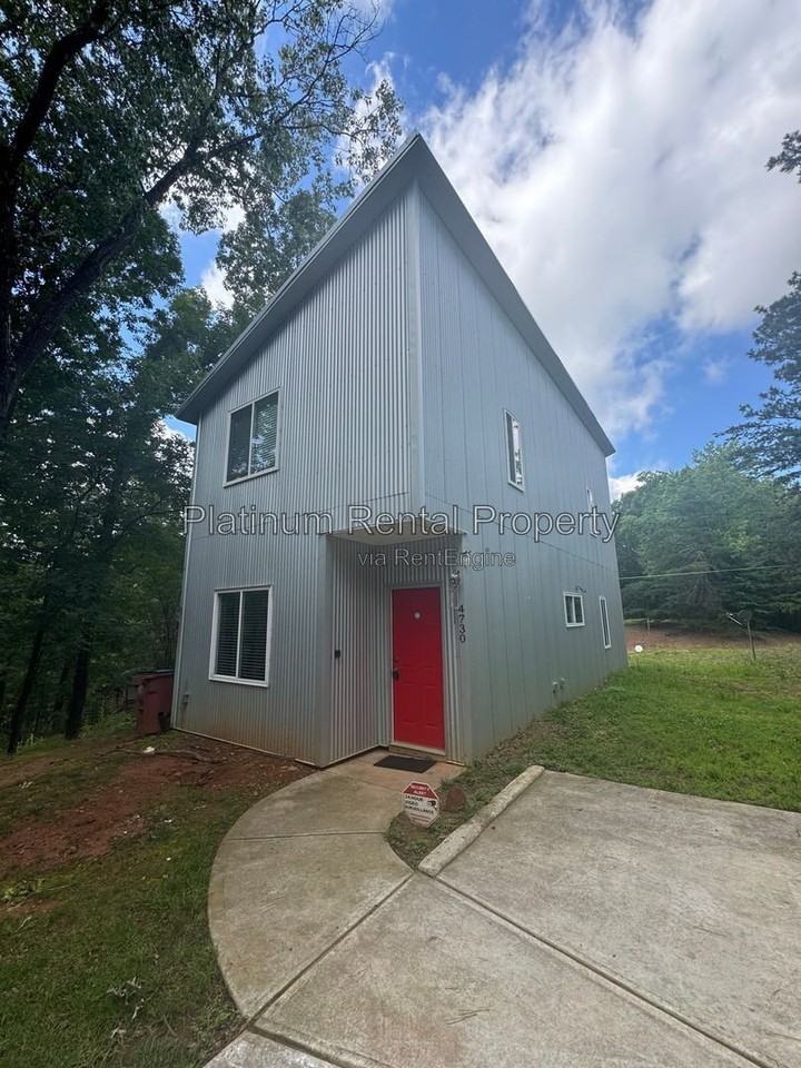 4730 Parks Rd - Photo 3 of 25