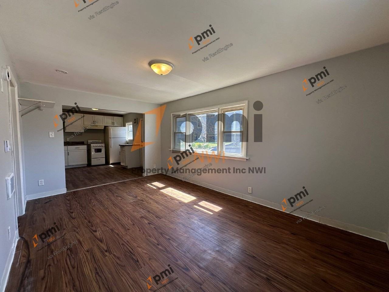 5030 W Ridge Rd #1 - Photo 4 of 11