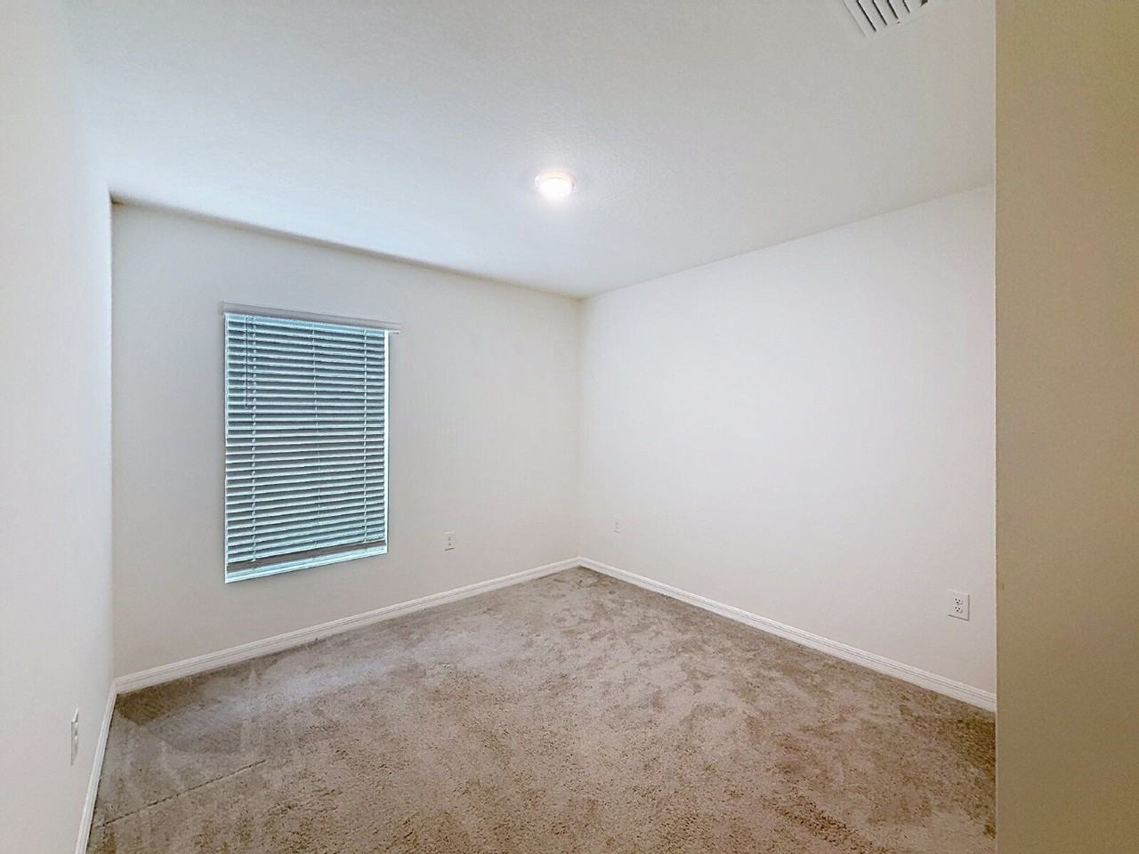 3210 Suncoast Plains Dr - Photo 6 of 28