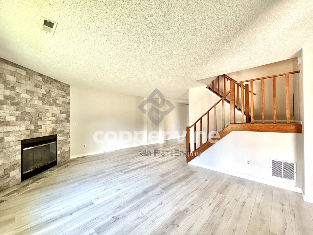 4247 W 111th Cir - Photo 2 of 25