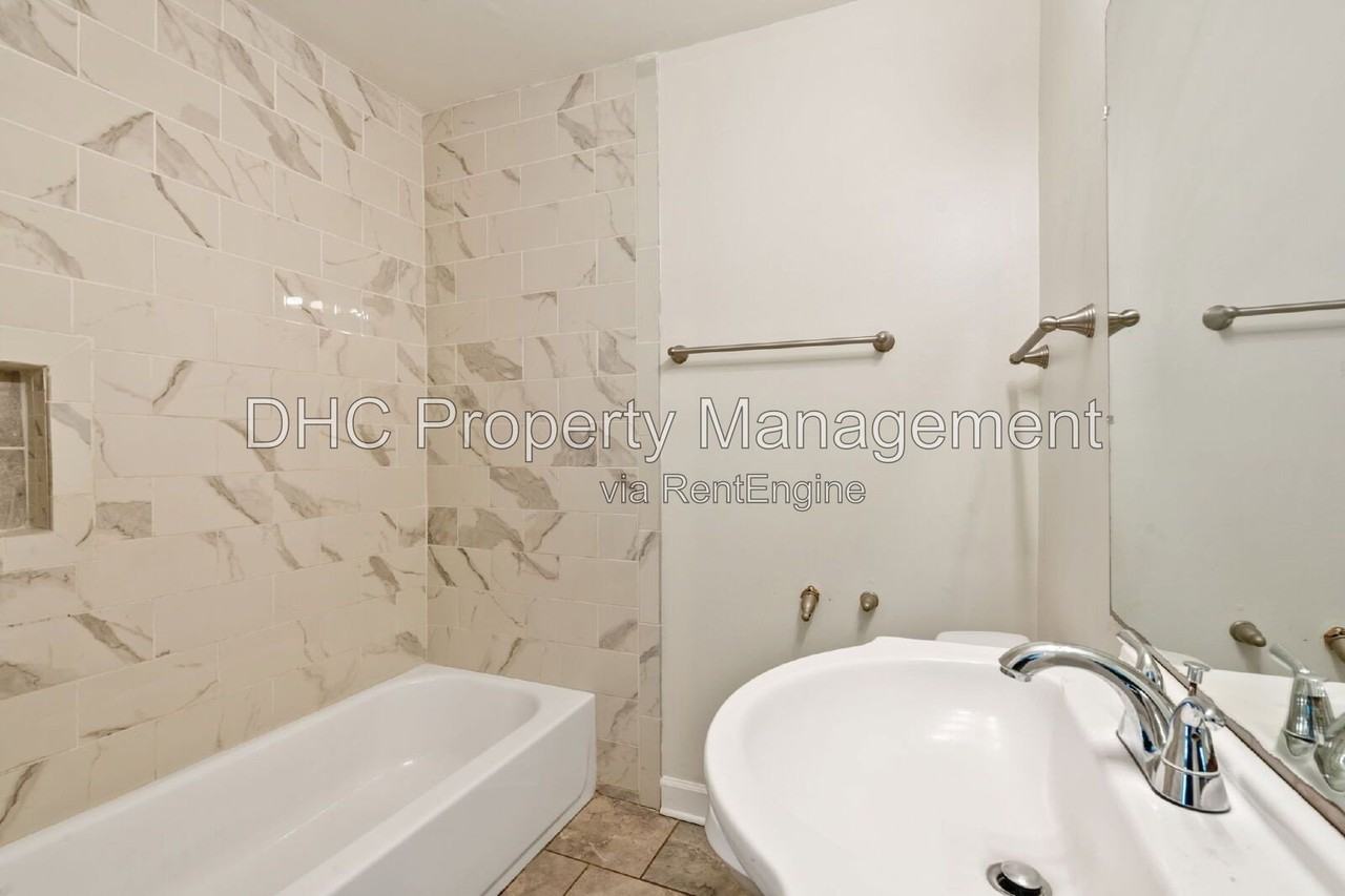 1421 Cobb Branch Dr - Photo 5 of 13