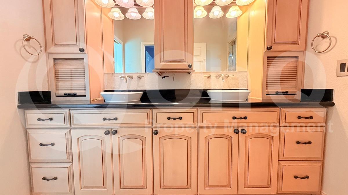5508 E Kings Ave - Photo 4 of 50