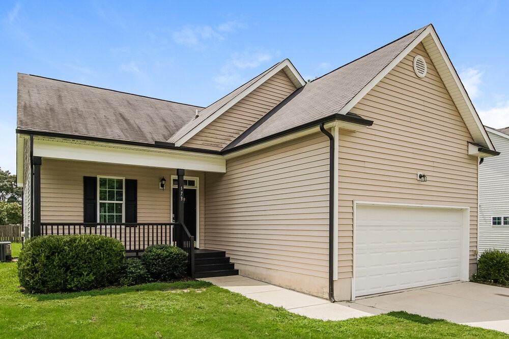 173 Carissa Dr - Photo 4 of 17