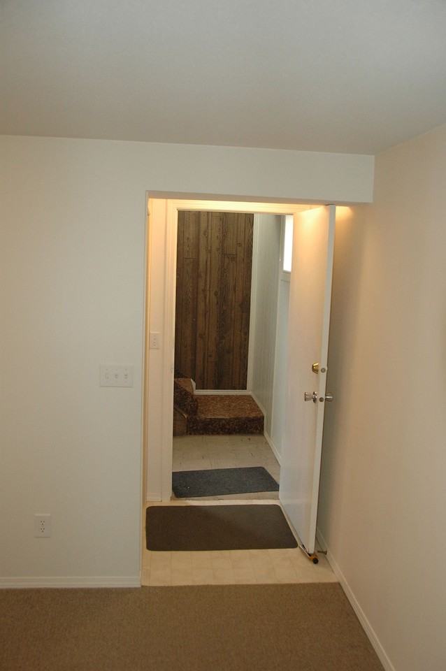 360 Hendon Dr Nw - Photo 4 of 11