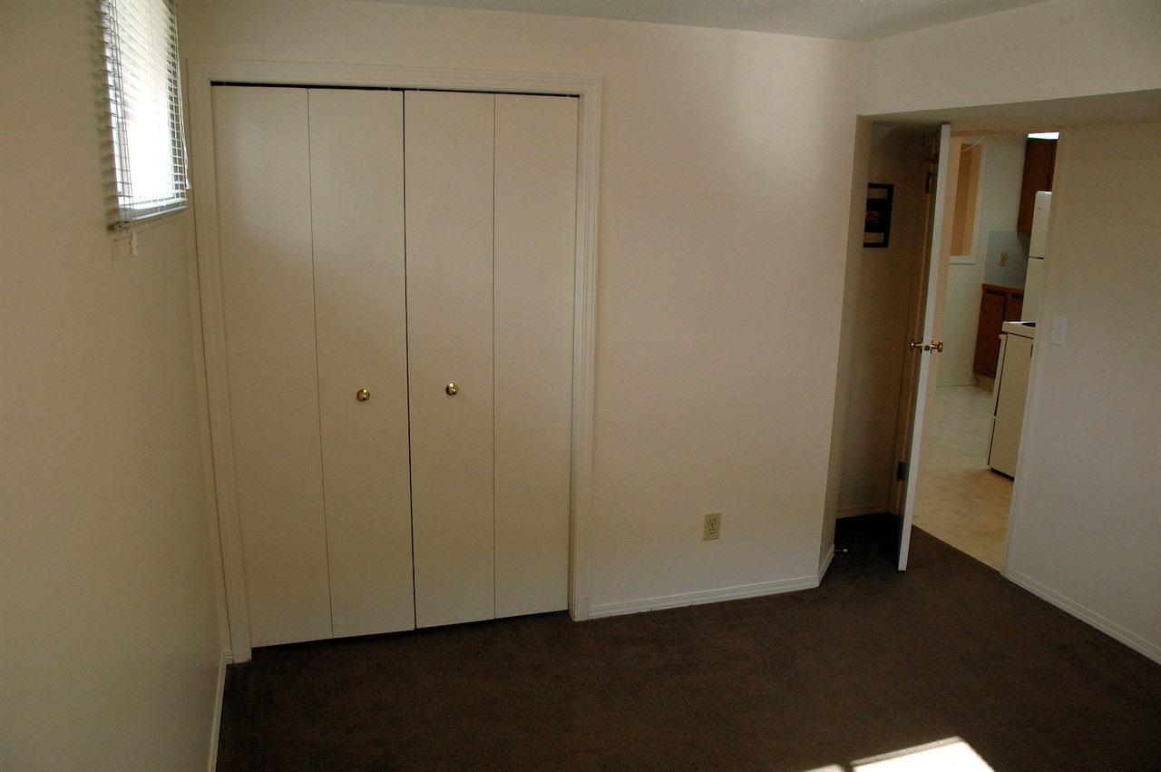 360 Hendon Dr Nw - Photo 7 of 11