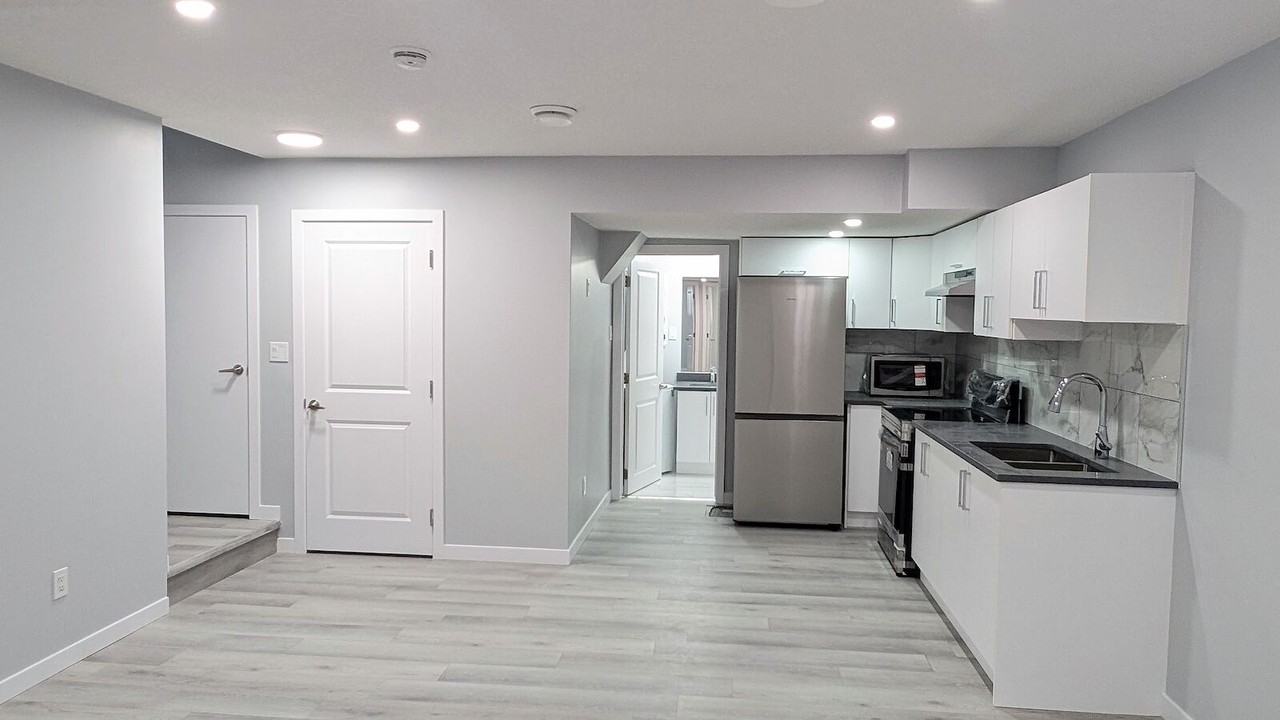 220 Salisbury Way - Photo 6 of 11