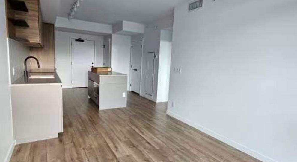 13428 105 Avenue - Photo 2 of 6