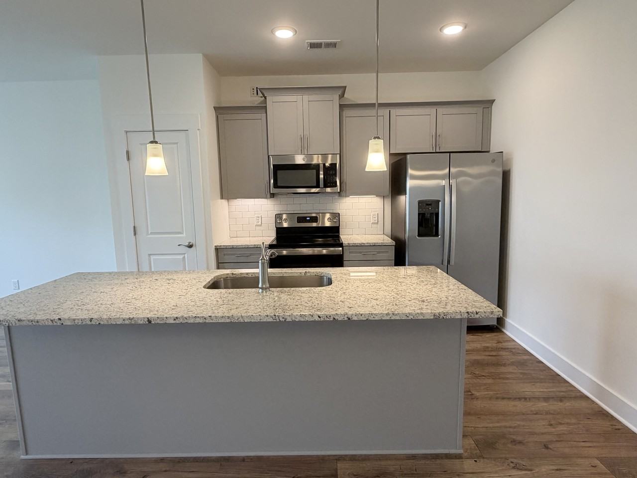 1008 Sweetleaf Dr #1008 - Photo 3 of 20