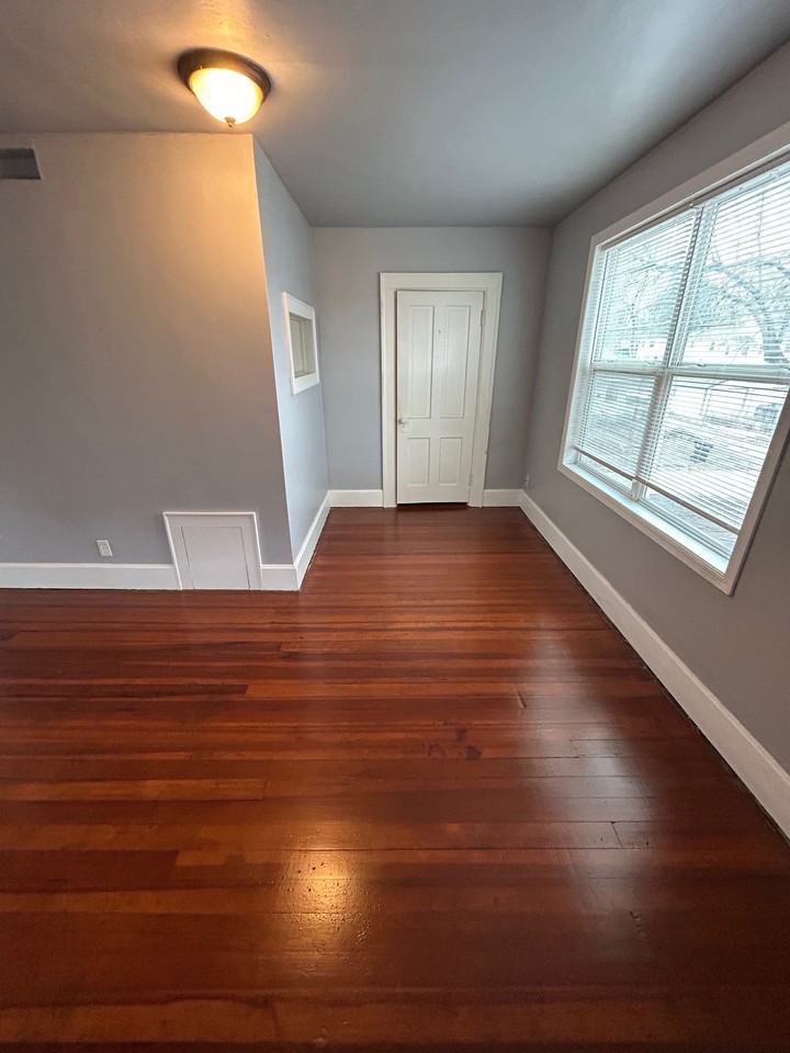 821 Minnesota Ave #NA - Photo 6 of 18