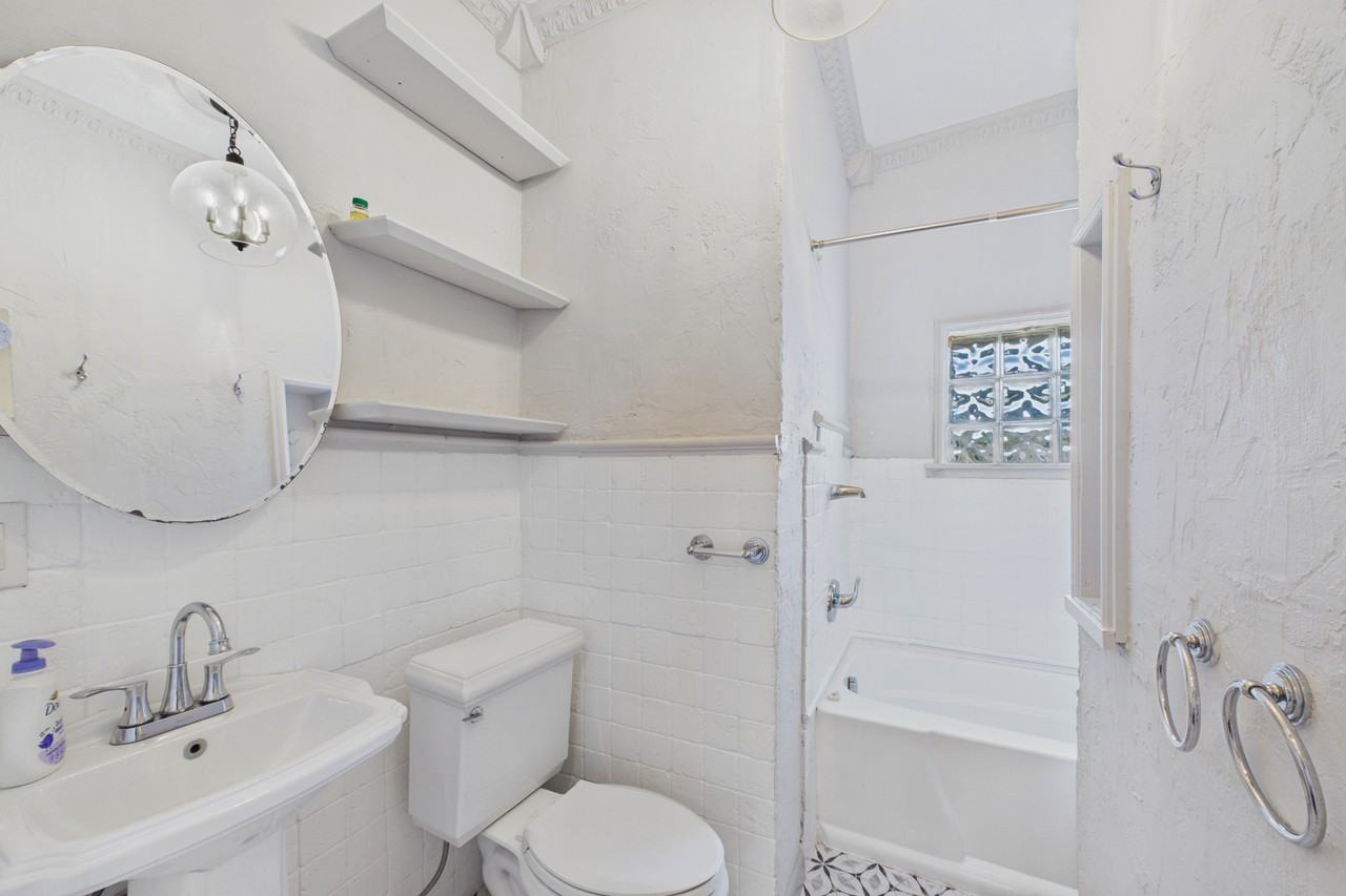 522 Sunset Rd #NA - Photo 4 of 7
